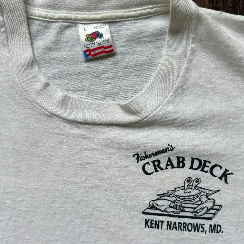 Vintage 90s Crab Deck Bar T-Shirt Fruit of the Loom Made in USA L